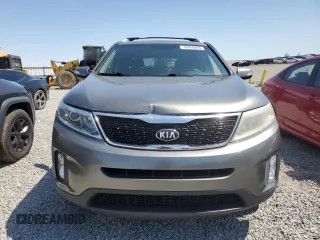 2014 Kia Sorento LX with VIN 5XYKT4A78EG490630, listed as a Copart auction lot 52450005 with 154,116 mi miles and Salvage Title. Bid and sale history available at carsss.com. Image 5.