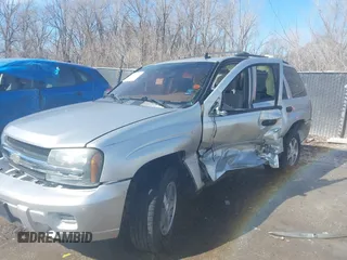 2006 Chevrolet TrailBlazer with VIN 1GNDT13S162124181, listed as a IAAI auction lot 41606926 with 200,785 mi miles and . Bid and sale history available at DreamBid. Image 6.