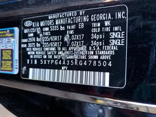 2019 Kia Sorento L z VIN 5XYPG4A35KG478504, wystawiony jako Copart lot #81063734 z przebiegiem Nie podano mil oraz Nie do naprawy • Non repairable. Historia ofert i sprzedaży dostępna na DreamBid. Obrazek 13.