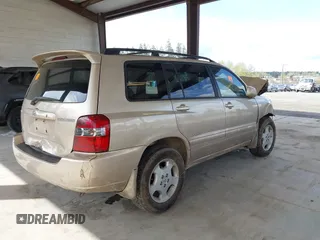 2007 Toyota Highlander w/3rd Row z VIN JTEEP21A070188206, wystawiony jako IAAI lot #41999665 z przebiegiem 233 239 mil mil oraz . Historia ofert i sprzedaży dostępna na DreamBid. Obrazek 4.