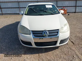 2008 Volkswagen Jetta Sedan SE with VIN 3VWRM71K18M042753, listed as a IAAI auction lot 42009974 with 208,244 mi miles. Bid and sale history available at carsss.com. Image 15.