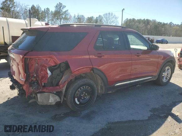 2020 Ford Explorer XLT with VIN 1FMSK7DH7LGA43348, listed as a Copart auction lot 46644985 with 102,969 mi miles and Salvage Title. Bid and sale history available at carsss.com. Image 3.