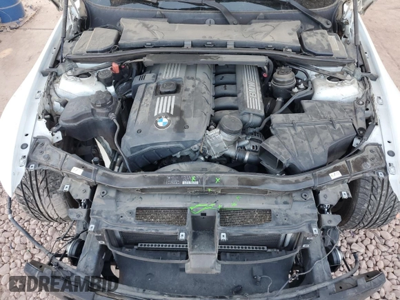 2013 BMW 3 Series 328i with VIN WBAKE3C56DE771233, listed as a Copart auction lot 83909034 with 141,535 mi miles and Salvage Title. Bid and sale history available at DreamBid. Image 13.