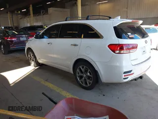 2016 Kia Sorento SX with VIN 5XYPKDA51GG183763, listed as a IAAI auction lot 41513849 with 164,269 mi miles. Bid and sale history available at carsss.com. Image 3.
