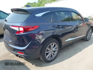 2022 Acura RDX Technology with VIN 5J8TC2H55NL010661, listed as a IAAI auction lot 42418413 with 26,609 mi miles and . Bid and sale history available at DreamBid. Image 4.