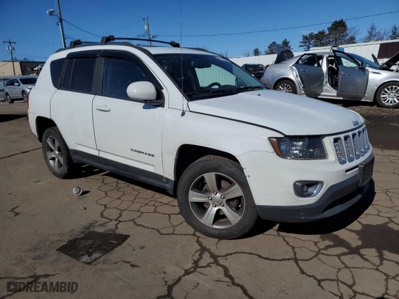 2016 Jeep Compass High Altitude Edition with VIN 1C4NJDEB1GD798645, listed as a Copart auction lot 46435305 with 95,457 mi miles and Salvage Title. Bid and sale history available at carsss.com. Image 4.