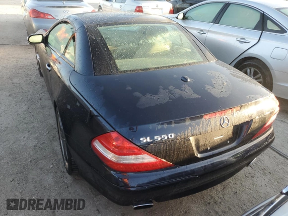 2008 Mercedes-Benz SL 550 z VIN WDBSK71FX8F137257, wystawiony jako Copart lot #76178034 z przebiegiem 28 123 mil mil oraz Nie do naprawy • Non repairable. Historia ofert i sprzedaży dostępna na DreamBid. Obrazek 6.