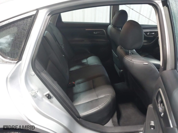 2018 Nissan Altima 2.5 SL with VIN 1N4AL3AP9JC177340, listed as a IAAI auction lot 41800890 with 120,439 mi miles. Bid and sale history available at carsss.com. Image 8.
