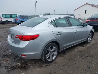 2014 Acura ILX with VIN 19VDE1F36EE014521, listed as a IAAI auction lot 41995972 with 168,714 mi miles. Bid and sale history available at carsss.com. Image 4.