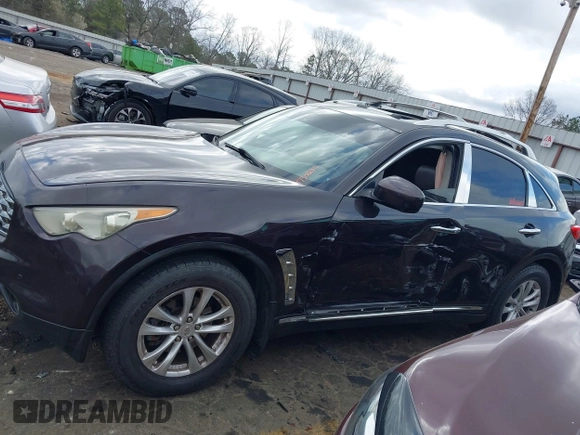 2011 Infiniti FX z VIN JN8AS1MW5BM730229, wystawiony jako IAAI lot #41716870 z przebiegiem 173 436 mil mil oraz . Historia ofert i sprzedaży dostępna na DreamBid. Obrazek 14.