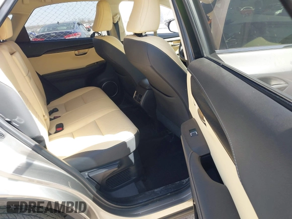 2020 Lexus NX 300 z VIN JTJDARBZ4L2171323, wystawiony jako IAAI lot #41814547 z przebiegiem 42 758 mil mil oraz . Historia ofert i sprzedaży dostępna na DreamBid. Obrazek 8.