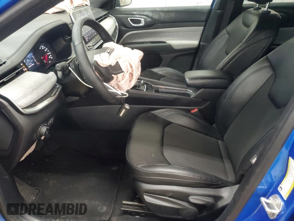 2024 Jeep Compass Latitude with VIN 3C4NJDBN9RT606741, listed as a Copart auction lot 56697525 with 28,605 mi miles and Salvage title. Bid and sale history available at DreamBid. Image 7.