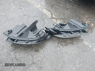 2022 Volkswagen Tiguan S z VIN 3VV1B7AXXNM149461, wystawiony jako IAAI lot #41746132 z przebiegiem 22 832 mil mil oraz . Historia ofert i sprzedaży dostępna na DreamBid. Obrazek 12.