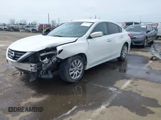 2016 Nissan Altima 2.5 S with VIN 1N4AL3AP6GN366587, listed as a IAAI auction lot 41836954 with 169,001 mi miles. Bid and sale history available at carsss.com. Image 18.