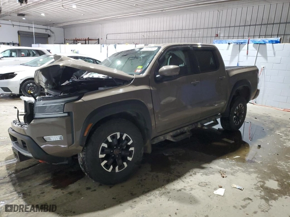 2024 Nissan Frontier PRO-4X with VIN 1N6ED1EK2RN605631, listed as a Copart auction lot 88633685 with 0 mi miles and Salvage Title. Bid and sale history available at carsss.com. Image 1.