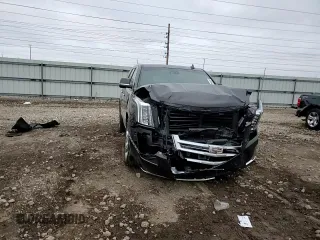 2016 Cadillac Escalade Platinum z VIN 1GYS4DKJ3GR354153, wystawiony jako Copart lot #82494394 z przebiegiem 124 561 mil mil oraz Szkoda całkowita • Salvage title. Historia ofert i sprzedaży dostępna na DreamBid. Obrazek 12.