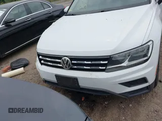 2018 Volkswagen Tiguan SEL с VIN 3VV2B7AX8JM102377, выставлен на аукционе IAAI как лот 42246183 с пробегом 77 349 миль миль и . История ставок и продаж доступна на DreamBid. Изображение 12.