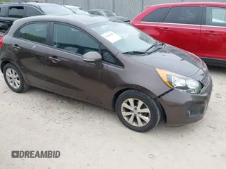 2013 Kia Rio SX z VIN KNADN5A37D6151331, wystawiony jako IAAI lot #42348350 z przebiegiem 106 140 mil mil oraz . Historia ofert i sprzedaży dostępna na DreamBid. Obrazek 1.