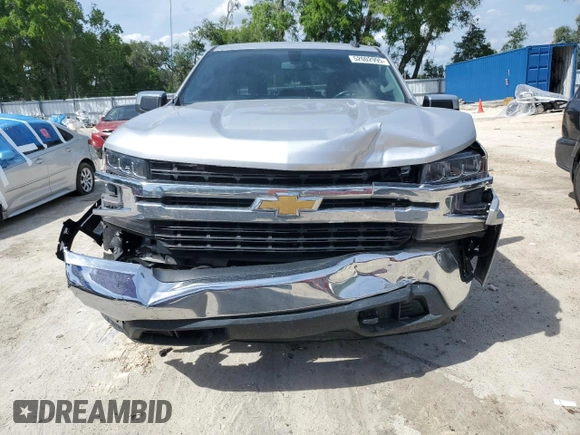 2022 Chevrolet Silverado 1500 LT with VIN 3GCUYDED7NG124900, listed as a Copart auction lot 52002995 with 57,249 mi miles and Salvage Title. Bid and sale history available at DreamBid. Image 5.
