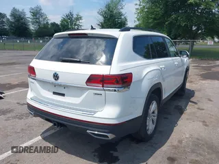 2023 Volkswagen Atlas SE with VIN 1V2HR2CA9PC536820, listed as a IAAI auction lot 42629724 with 25,419 mi miles and . Bid and sale history available at DreamBid. Image 4.