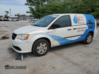 2013 Ram Cargo Van Tradesman with VIN 2C4JRGAG5DR784220, listed as a Copart auction lot 71394104 with 146,492 mi miles and Salvage Title. Bid and sale history available at carsss.com. Image 1.