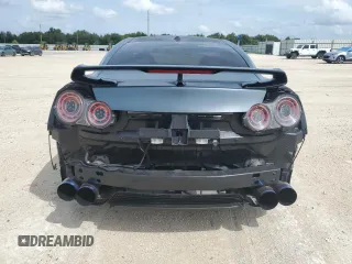 2017 Nissan GT-R Premium z VIN JN1AR5EF4HM820593, wystawiony jako Copart lot #73290464 z przebiegiem 13 339 mil mil oraz Szkoda całkowita • Salvage title. Historia ofert i sprzedaży dostępna na DreamBid. Obrazek 6.