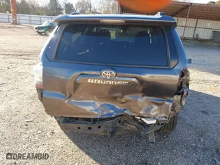 2021 Toyota 4Runner SR5 with VIN JTEEU5JRXM5235997, listed as a IAAI auction lot 41185640 with 68,445 mi miles. Bid and sale history available at carsss.com. Image 17.