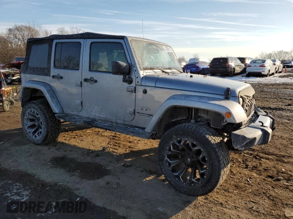 2018 Jeep Wrangler JK Unlimited Sahara with VIN 1C4HJWEGXJL922218, listed as a Copart auction lot 42282815 with 124,637 mi miles and Salvage Title. Bid and sale history available at carsss.com. Image 4.