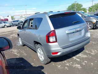 2017 Jeep Compass Sport SE with VIN 1C4NJCBA3HD185854, listed as a IAAI auction lot 42365395 with 100,308 mi miles and . Bid and sale history available at DreamBid. Image 3.