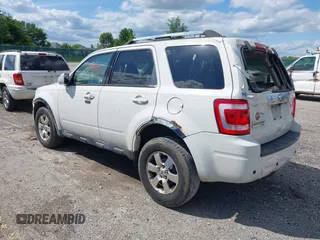 2011 Ford Escape Limited с VIN 1FMCU0EG3BKB23334, выставлен на аукционе IAAI как лот 41883805 с пробегом 201 703 миль миль и . История ставок и продаж доступна на DreamBid. Изображение 3.