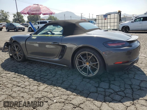 2019 Porsche 718 Boxster z VIN WP0CA2A80KS211281, wystawiony jako Copart lot #68340883 z przebiegiem 27 151 mil mil oraz . Historia ofert i sprzedaży dostępna na DreamBid. Obrazek 2.