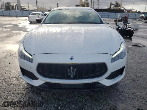 2022 Maserati Quattroporte GT z VIN ZAM56XPA9N1386149, wystawiony jako Copart lot #45134625 z przebiegiem 19 642 mil mil oraz Szkoda całkowita • Salvage title. Historia ofert i sprzedaży dostępna na DreamBid. Obrazek 5.