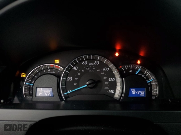 2014 Toyota Camry L with VIN 4T1BF1FK2EU732700, listed as a Copart auction lot 51231885 with 184,248 mi miles and Salvage Title. Bid and sale history available at DreamBid. Image 9.