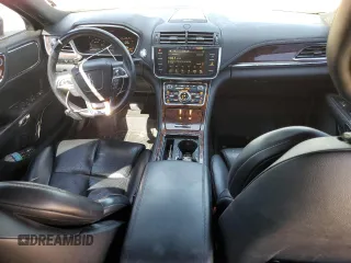 2018 Lincoln Continental Select with VIN 1LN6L9SK9J5603498, listed as a Copart auction lot 73810664 with 72,321 mi miles and Salvage Title. Bid and sale history available at carsss.com. Image 8.