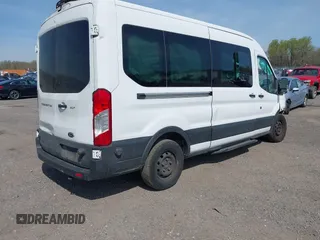 2019 Ford Transit Passenger XL с VIN 1FBAX2CM3KKB43496, выставлен на аукционе IAAI как лот 42050162 с пробегом 98 459 миль миль и . История ставок и продаж доступна на DreamBid. Изображение 4.