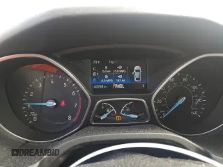 2018 Ford Focus SE with VIN 1FADP3F2XJL219643, listed as a Copart auction lot 58349005 with 40,288 mi miles and Salvage title. Bid and sale history available at DreamBid. Image 9.