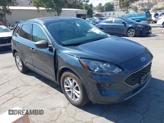 2022 Ford Escape SE with VIN 1FMCU0G67NUB83923, listed as a IAAI auction lot 42643806 with 43,193 mi miles and . Bid and sale history available at DreamBid. Image 1.