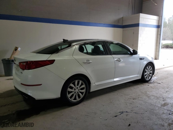 2015 Kia Optima EX with VIN 5XXGN4A75FG495595, listed as a Copart auction lot 48200095 with 133,718 mi miles and Clean Title. Bid and sale history available at carsss.com. Image 3.