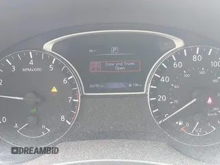 2017 Nissan Altima SV with VIN 1N4AL3APXHC165109, listed as a IAAI auction lot 42447225 with 202,185 mi miles and . Bid and sale history available at DreamBid. Image 7.