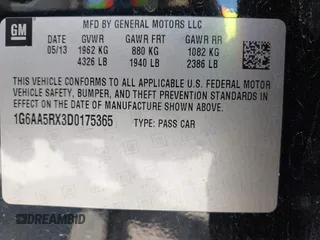 2013 Cadillac ATS z VIN 1G6AA5RX3D0175365, wystawiony jako IAAI lot #42024806 z przebiegiem 107 133 mil mil oraz . Historia ofert i sprzedaży dostępna na DreamBid. Obrazek 9.
