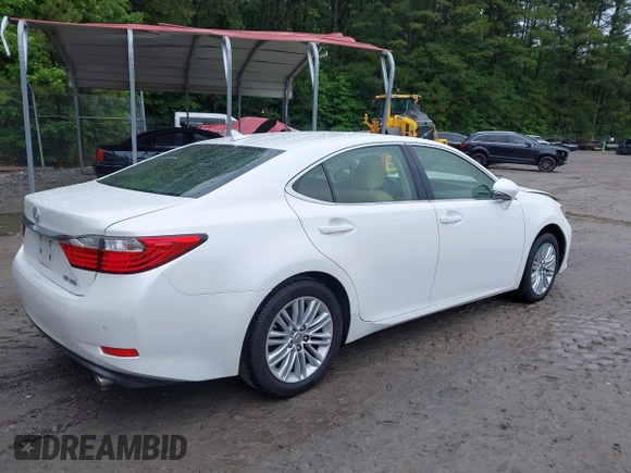 2013 Lexus ES 250 с VIN JTHBK1GG2D2062116, выставлен на аукционе IAAI как лот 42309387 с пробегом 135 327 миль миль и . История ставок и продаж доступна на DreamBid. Изображение 4.