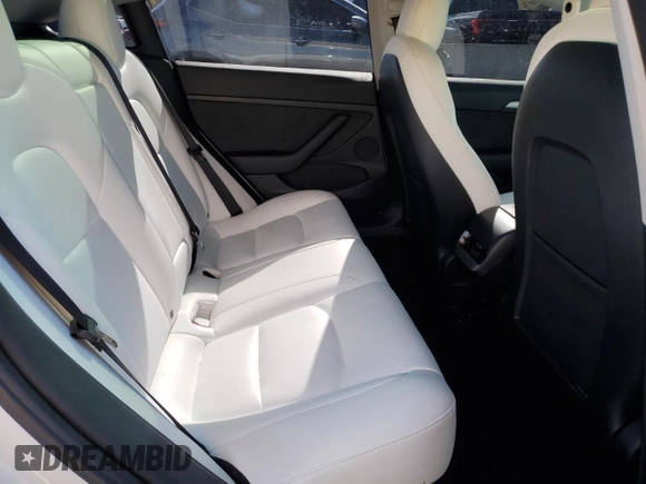 2022 Tesla Model 3 Long Range z VIN 5YJ3E1EB8NF315619, wystawiony jako Copart lot #73309884 z przebiegiem 34 811 mil mil oraz Szkoda całkowita • Salvage title. Historia ofert i sprzedaży dostępna na DreamBid. Obrazek 10.
