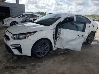 2020 Kia Forte GT-Line z VIN 3KPF34AD1LE178876, wystawiony jako Copart lot #58634045 z przebiegiem 102 974 mil mil oraz Nie do naprawy • Non repairable. Historia ofert i sprzedaży dostępna na DreamBid. Obrazek 1.