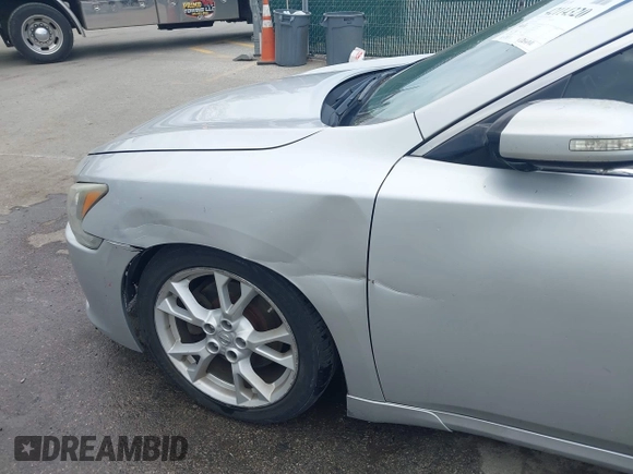 2014 Nissan Maxima S with VIN 1N4AA5AP3EC498006, listed as a IAAI auction lot 42114320 with 162,451 mi miles and . Bid and sale history available at DreamBid. Image 19.