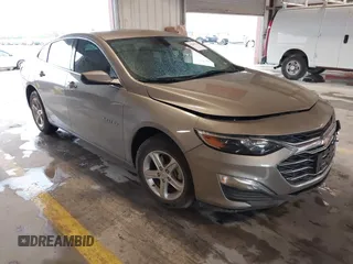 2024 Chevrolet Malibu LS with VIN 1G1ZB5ST9RF239961, listed as a IAAI auction lot 41884570 with 21,153 mi miles and . Bid and sale history available at carsss.com. Image 1.