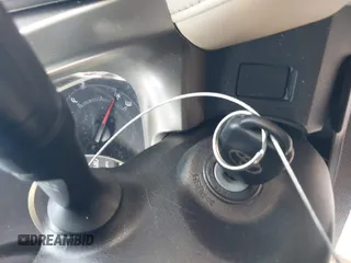2013 Toyota RAV4 XLE с VIN 2T3WFREV2DW023282, выставлен на аукционе IAAI как лот 42635897 с пробегом Не указан миль и . История ставок и продаж доступна на DreamBid. Изображение 11.