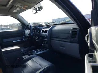 2007 Dodge Nitro SLT with VIN 1D8GT58K47W560542, listed as a IAAI auction lot 41218781 with 151,328 mi miles. Bid and sale history available at carsss.com. Image 5.