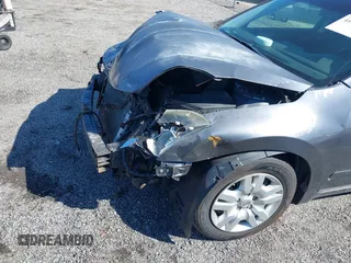 2010 Nissan Altima 2.5 SL with VIN 1N4AL2AP4AN521770, listed as a IAAI auction lot 41833570 with 1 mi miles. Bid and sale history available at carsss.com. Image 6.