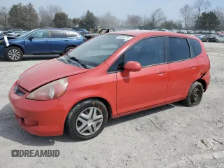 2007 Honda Fit with VIN JHMGD38407S048235, listed as a Copart auction lot 49092735 with 82,505 mi miles and Clean Title. Bid and sale history available at carsss.com. Image 1.