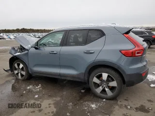 2020 Volvo XC40 Momentum with VIN YV4162UK3L2180557, listed as a Copart auction lot 44584035 with Not provided miles and Non repairable. Bid and sale history available at DreamBid. Image 2.